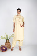 Zohra Ivory kurta Set with Stole