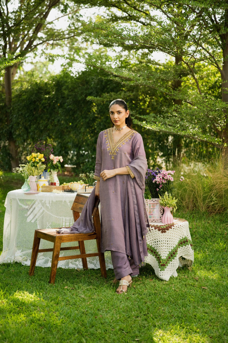 Kumud Lilac Silk Kurta Set With Duppata