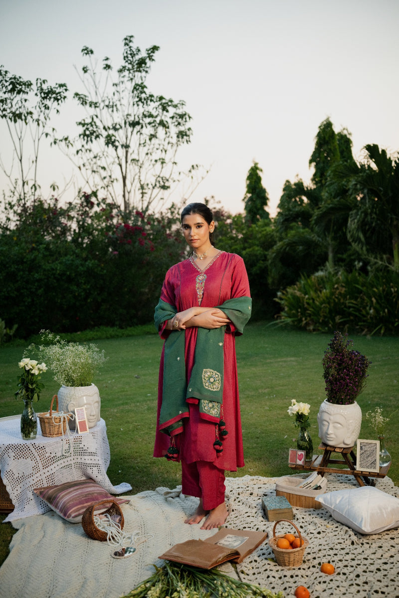 Shirin Pink Kurta set with Green dupatta