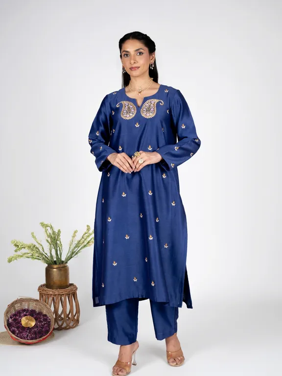 Eraya Blush Chanderi kurta set